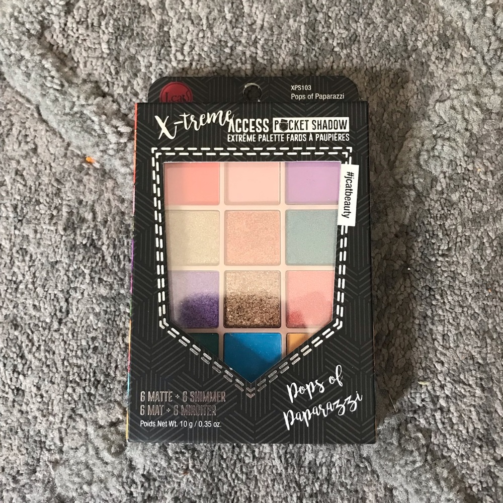 J.CAT BEAUTY X-TREME ACCESS POCKET SHADOW PALETTE